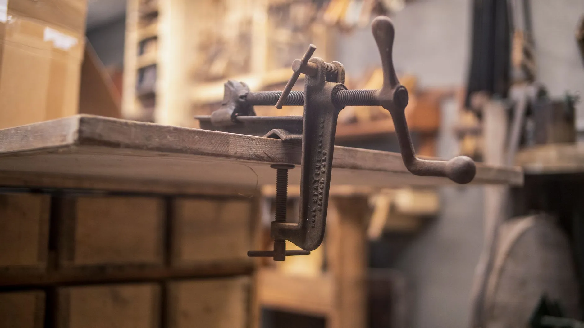 Best Bench Vises for Woodworking: 9 Top Picks for Every Shop