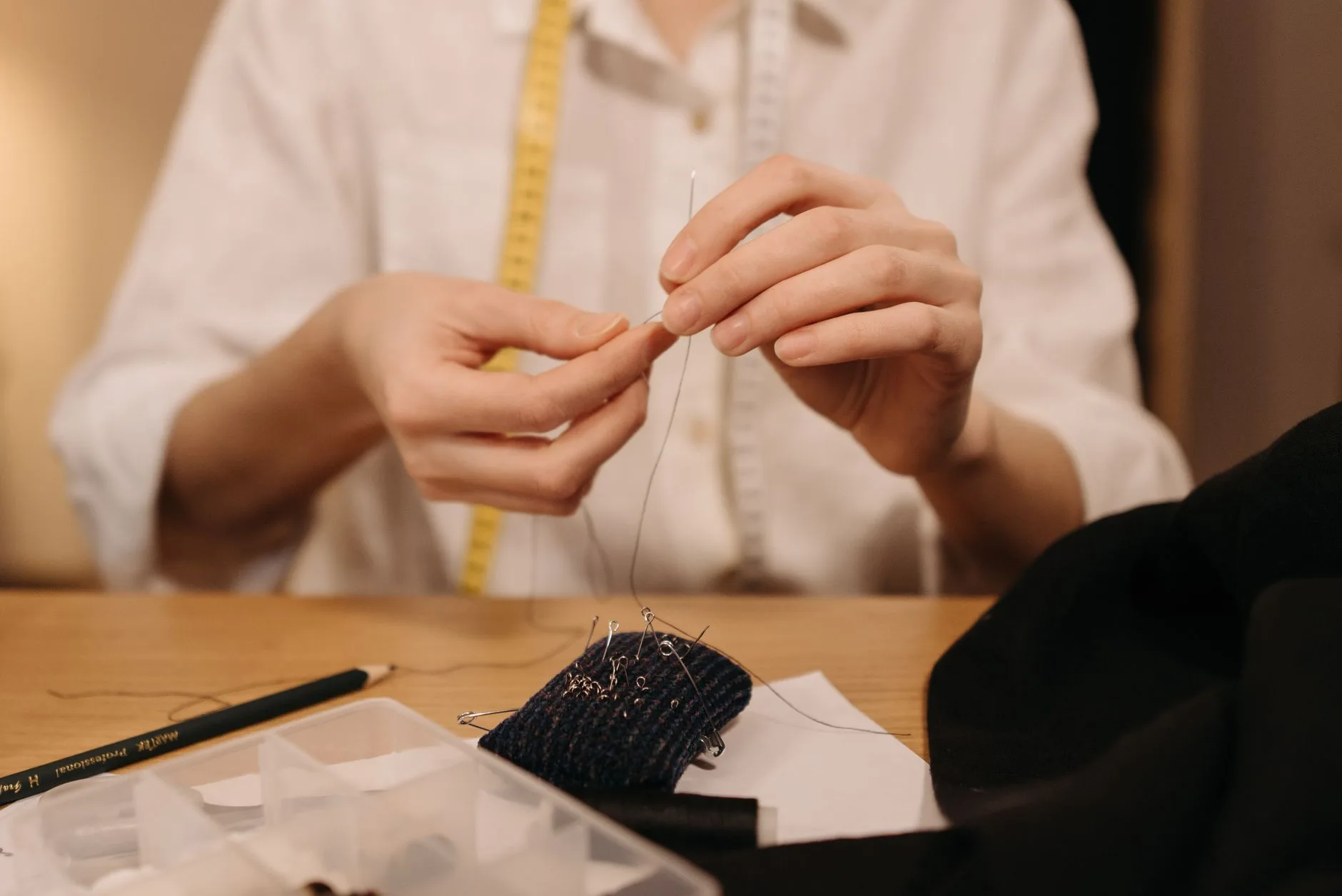 Best Hand Sewing Kits: 9 Top-Rated Sewing Kits for Repairs, Travel, and Beginners