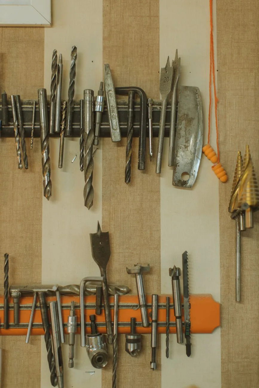 Best Magnetic Tool Holders for Walls: 9 Top Picks for Garage and Workshop Organization